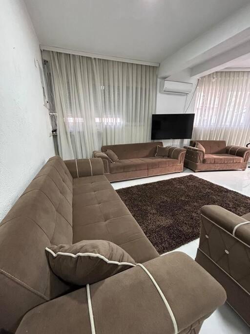 Cozy Corner Apartment Gjakova ภายนอก รูปภาพ