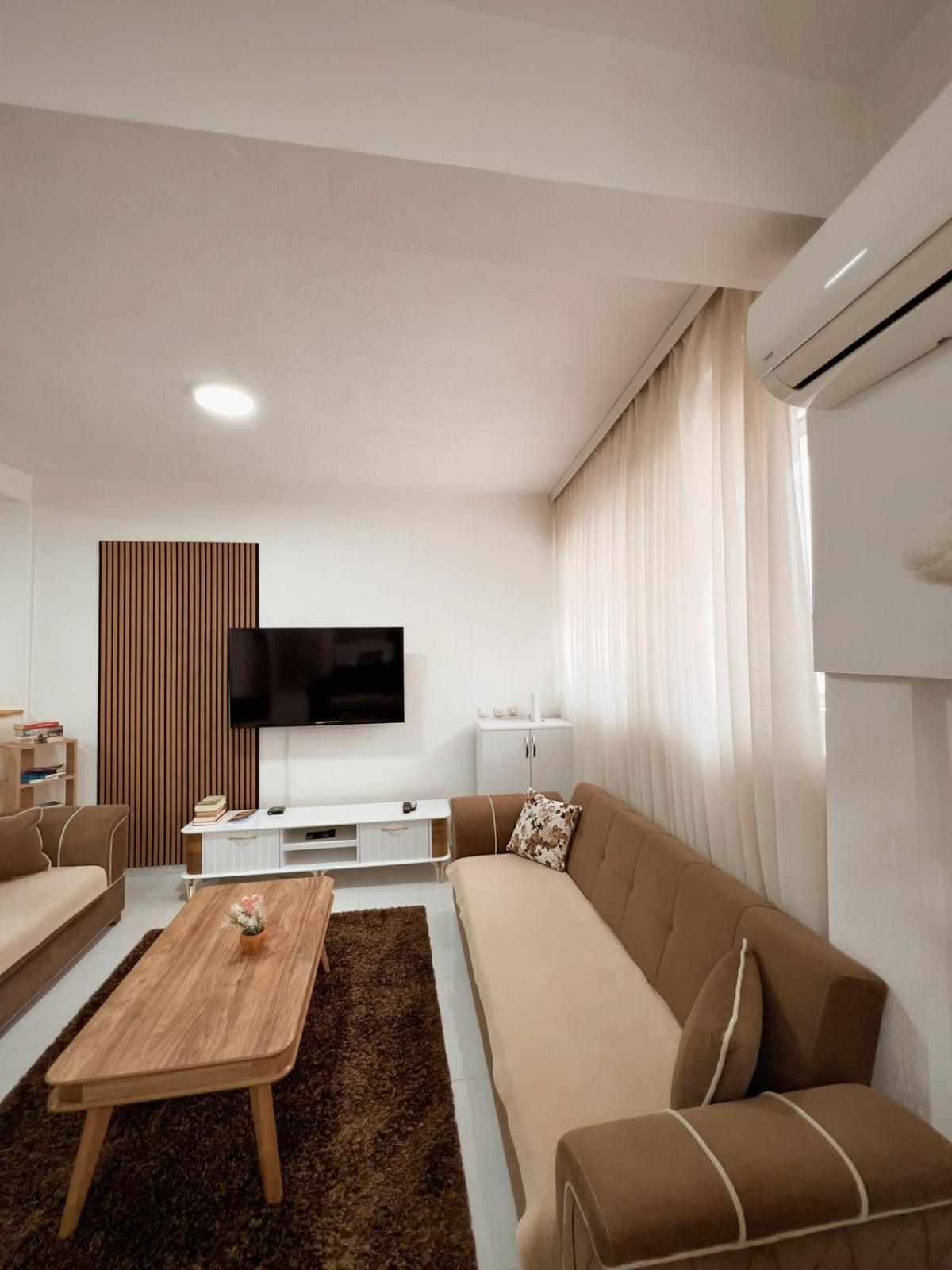 Cozy Corner Apartment Gjakova ภายนอก รูปภาพ